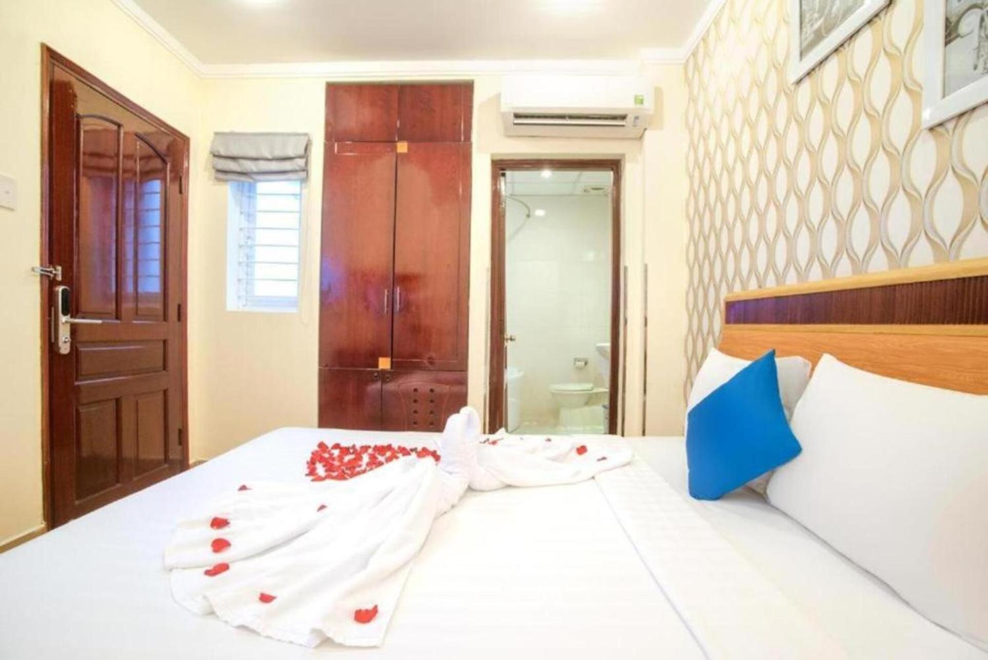 Ruby Saigon Hotel - Le Thanh Ton Hô Chi Minh-Ville Extérieur photo
