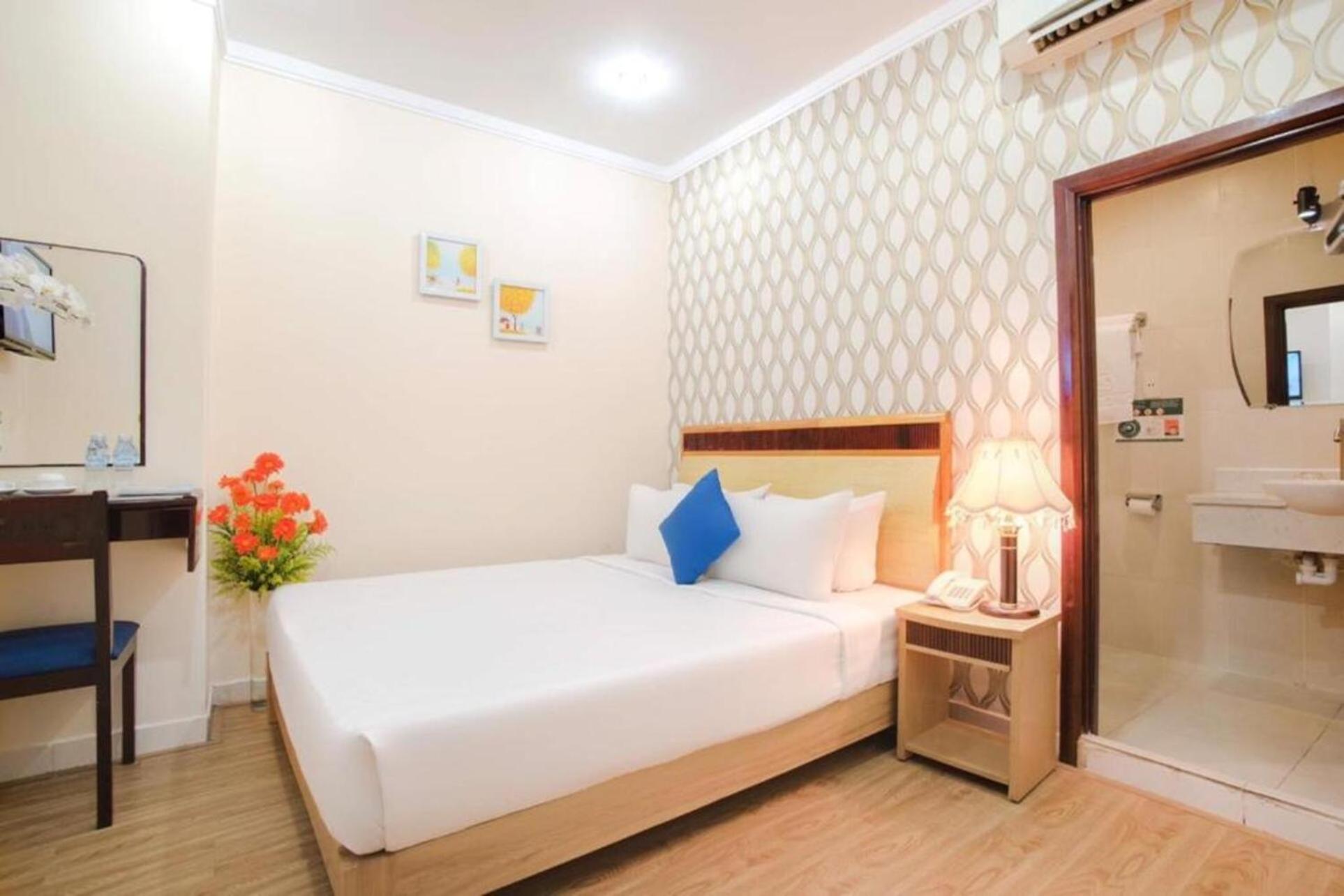 Ruby Saigon Hotel - Le Thanh Ton Hô Chi Minh-Ville Extérieur photo