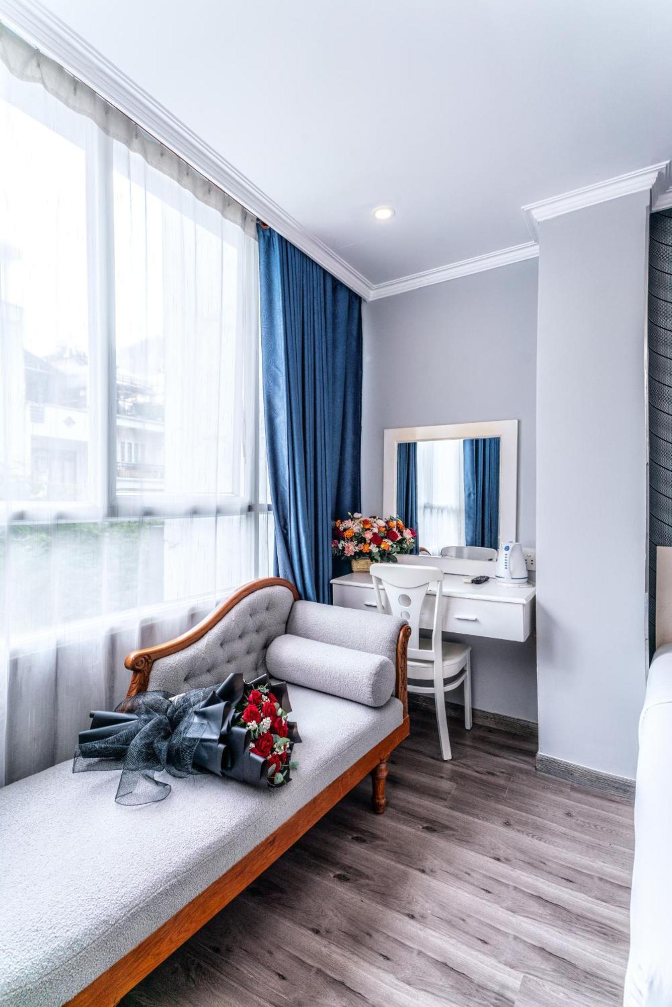 Ruby Saigon Hotel - Le Thanh Ton Hô Chi Minh-Ville Extérieur photo