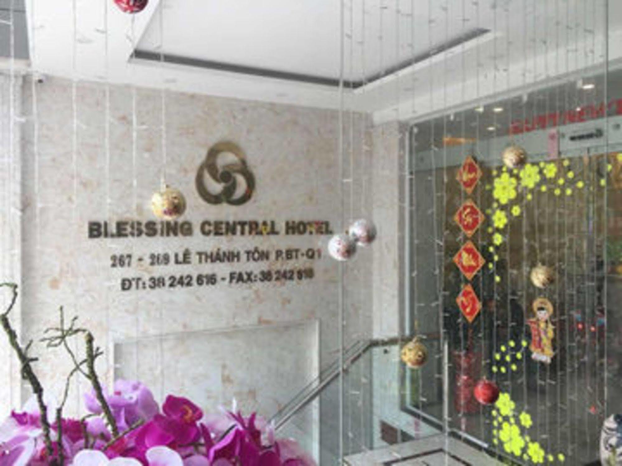 Ruby Saigon Hotel - Le Thanh Ton Hô Chi Minh-Ville Extérieur photo