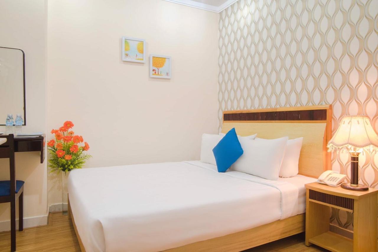 Ruby Saigon Hotel - Le Thanh Ton Hô Chi Minh-Ville Extérieur photo
